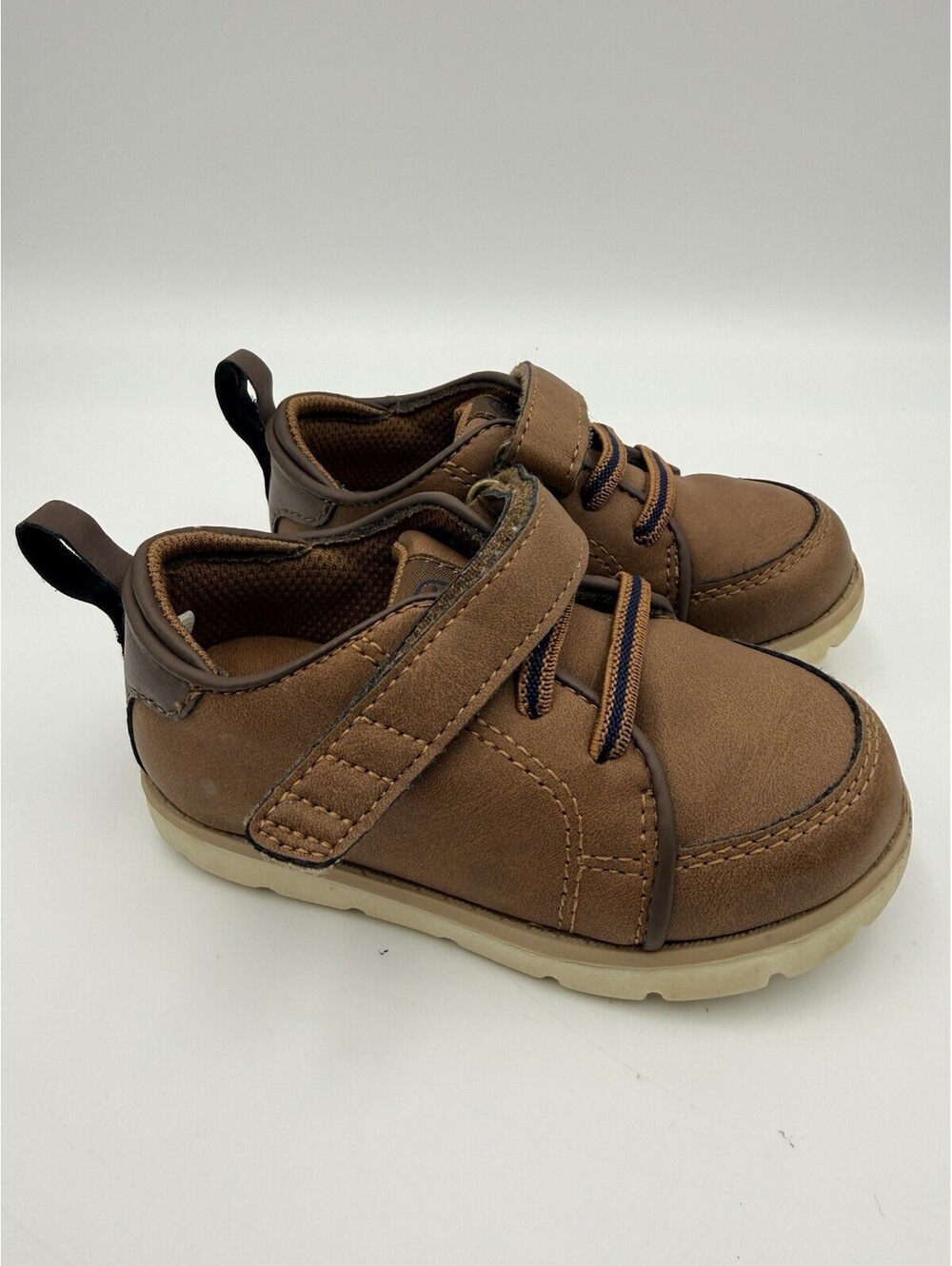 STRIDE RITE 360 Boy's Ethan Dress Sneaker Shoes Kids SZ 6M Tan Brown KB009501